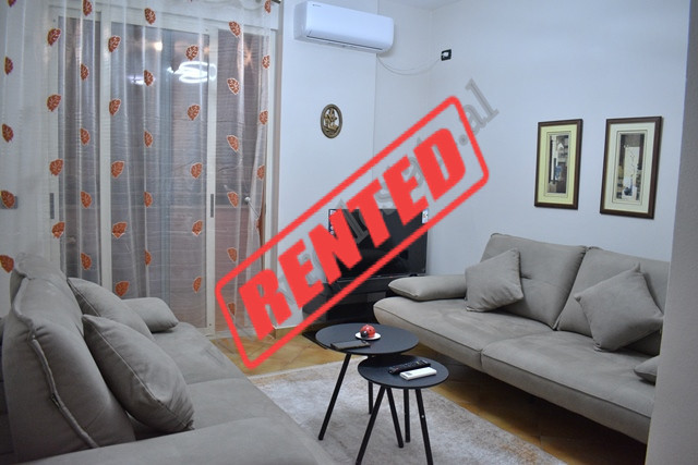 One bedroom apartment for rent in Sami Frash&euml;ri Street, between the Artificial Lake and Wilson 